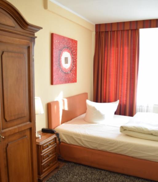 Hotel Terminus Дюссельдорф Екстер'єр фото